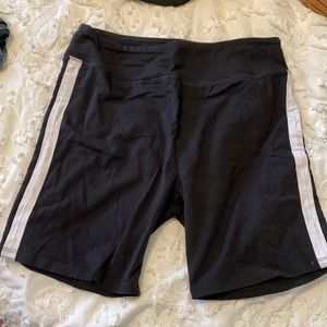 SO brand lounge bike short